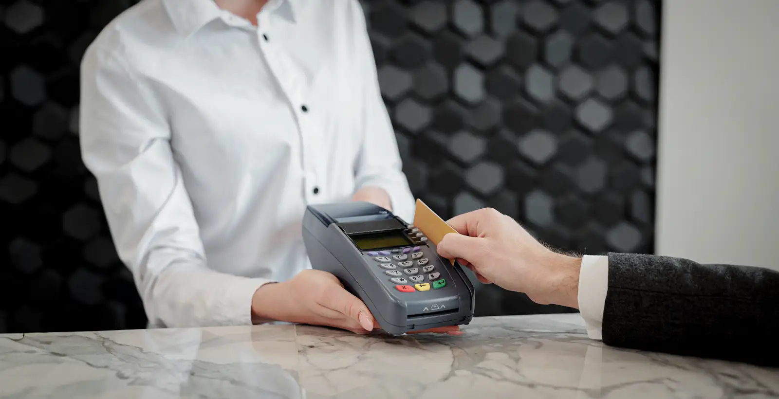 Guide to PCI DSS compliance for UAE businesses in 2024-2025, ensuring secure payment environments and customer trust in the growing e-commerce sector.